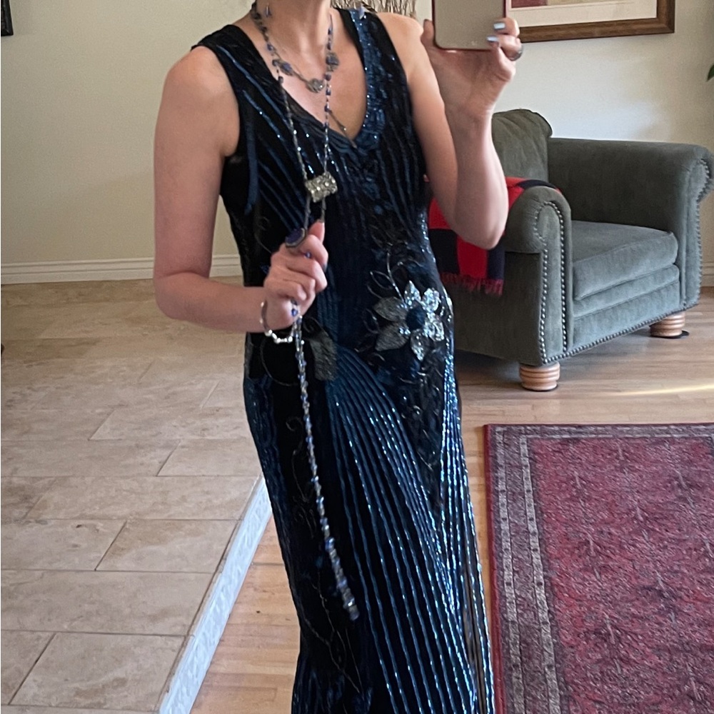 🎉HP🎉 European Flapper Dress 20’s Gatsby Mesh Sequins Sapphire Onyx Color… - Picture 12 of 12